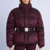 Jachetă de schi impermeabilă, oversized, cu centură, în culoarea burgund Jachetă de schi impermeabilă, oversized, cu centură, în culoarea burgund