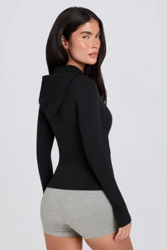 Jachetă intermediară cu glugă Soft Active, negru