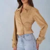 Jachetă scurtă cu curea din imitație de piele de căprioară Noelie, culoare maro deschis Jachetă scurtă cu curea din imitație de piele de căprioară Noelie, culoare maro deschis