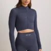 Jachetă scurtă cu fermoar FlexiRib în culoarea Indigo Slate Jachetă scurtă cu fermoar FlexiRib în culoarea Indigo Slate