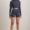 Jachetă scurtă cu fermoar FlexiRib în culoarea Indigo Slate Jachetă scurtă cu fermoar FlexiRib în culoarea Indigo Slate