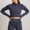 Jachetă scurtă cu fermoar FlexiRib în culoarea Indigo Slate Jachetă scurtă cu fermoar FlexiRib în culoarea Indigo Slate