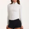 Jachetă Soft Active cu fermoar în culoarea Ivory Jachetă Soft Active cu fermoar în culoarea Ivory