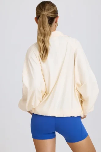 Jachetă sport oversized în alb