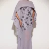 Jovelle Cape drapată din șifon transparent, în nuanța liliac Jovelle Cape drapată din șifon transparent, în nuanța liliac