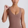 Maieu Soft Active cu decolteu în V, culoare Mocha Maieu Soft Active cu decolteu în V, culoare Mocha