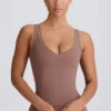 Maieu Soft Active cu decolteu în V, culoare Mocha Maieu Soft Active cu decolteu în V, culoare Mocha