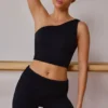 Maiou cu un umăr răsucit, negru Maiou cu un umăr răsucit, negru