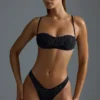 Oh Polly Costume de baie: Slip de bikini cu decupaj în V și picioare înalte, cu ornamente HOTFIX, în negru Oh Polly Costume de baie: Slip de bikini cu decupaj în V și picioare înalte, cu ornamente HOTFIX, în negru