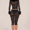 Pantaloni capri cu dantelă Annalisa în negru Pantaloni capri cu dantelă Annalisa în negru