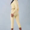 Pantaloni capri din tricot Selene, cu talie medie, în galben unt Pantaloni capri din tricot Selene, cu talie medie, în galben unt