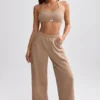 Pantaloni de jogging din material frotat cu croi larg, culoare maro mocha Pantaloni de jogging din material frotat cu croi larg, culoare maro mocha