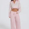 Pantaloni de jogging din tricot, cu talie medie și croi larg, în roz pal Pantaloni de jogging din tricot, cu talie medie și croi larg, în roz pal