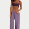 Pantaloni de jogging relaxați din jersey periat, cu talie medie, în culoarea Dusk Pantaloni de jogging relaxați din jersey periat, cu talie medie, în culoarea Dusk