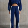 Pantaloni de trening cu croi larg, culoare bleumarin Pantaloni de trening cu croi larg, culoare bleumarin