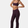Pantaloni evazați cu drapaje Soft Active în culoarea Plum