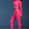Pantaloni evazați cu pliu, cu model tricotat în zig-zag, în roz intens Pantaloni evazați cu pliu, cu model tricotat în zig-zag, în roz intens