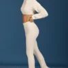 Pantaloni evazați cu pliu, cu tricotaj tip cablu, de culoare crem Pantaloni evazați cu pliu, cu tricotaj tip cablu, de culoare crem