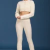 Pantaloni evazați cu pliu, cu tricotaj tip cablu, de culoare crem Pantaloni evazați cu pliu, cu tricotaj tip cablu, de culoare crem