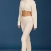 Pantaloni evazați cu pliu, cu tricotaj tip cablu, de culoare crem Pantaloni evazați cu pliu, cu tricotaj tip cablu, de culoare crem