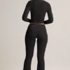 Pantaloni evazați cu pliu și nervuri din TENCEL™ Modal, negri Pantaloni evazați cu pliu și nervuri din TENCEL™ Modal, negri