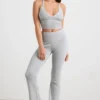 Pantaloni evazați cu tiv pliat din tricot gros, în culoarea gri melanj Pantaloni evazați cu tiv pliat din tricot gros, în culoarea gri melanj