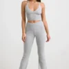 Pantaloni evazați cu tiv pliat din tricot gros, în culoarea gri melanj Pantaloni evazați cu tiv pliat din tricot gros, în culoarea gri melanj