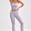 Pantaloni evazați cu tiv pliat, din tricot gros, în nuanța Dusty Lavender Pantaloni evazați cu tiv pliat, din tricot gros, în nuanța Dusty Lavender