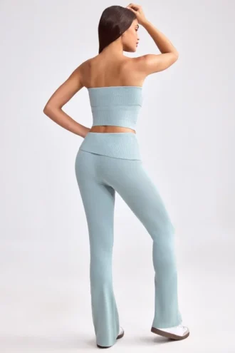 Pantaloni evazați cu tiv pliat din tricot gros, în nuanța Dusty Teal Pantaloni evazați cu tiv pliat din tricot gros, în nuanța Dusty Teal