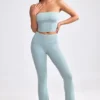 Pantaloni evazați cu tiv pliat din tricot gros, în nuanța Dusty Teal Pantaloni evazați cu tiv pliat din tricot gros, în nuanța Dusty Teal
