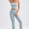 Pantaloni evazați cu tiv pliat din tricot gros, în nuanța Dusty Teal Pantaloni evazați cu tiv pliat din tricot gros, în nuanța Dusty Teal