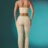 Pantaloni Fallon Petite cu talie joasă, dantelă decorată, culoare ivoriu Pantaloni Fallon Petite cu talie joasă, dantelă decorată, culoare ivoriu