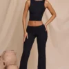 Pantaloni Hollis cu talie medie și croi drept, negri Pantaloni Hollis cu talie medie și croi drept, negri