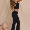 Pantaloni Hollis cu talie medie și croi drept, negri Pantaloni Hollis cu talie medie și croi drept, negri