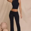 Pantaloni Hollis cu talie medie și croi drept, negri Pantaloni Hollis cu talie medie și croi drept, negri