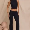 Pantaloni Hollis cu talie medie și croi drept, negri Pantaloni Hollis cu talie medie și croi drept, negri