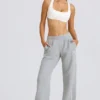 Pantaloni joggers cu talie medie și croi drept, în culoarea gri melanj Pantaloni joggers cu talie medie și croi drept, în culoarea gri melanj