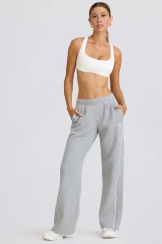 Pantaloni joggers cu talie medie și croi drept, în culoarea gri melanj