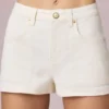 Pantaloni scurți Beata cu talie înaltă și croi în A, spălare Ecru Pantaloni scurți Beata cu talie înaltă și croi în A, spălare Ecru