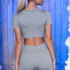 Pantaloni scurți cu nervuri, de culoare gri Pantaloni scurți cu nervuri, de culoare gri