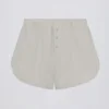 Pantaloni scurți cu talie medie și detalii cu nasturi, în culoarea gri deschis Pantaloni scurți cu talie medie și detalii cu nasturi, în culoarea gri deschis