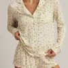 Pantaloni scurți de pijama Maphie din modal cu volane, imprimeu lămâie Pantaloni scurți de pijama Maphie din modal cu volane, imprimeu lămâie