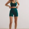 Pantaloni scurți mini cu talie înaltă Define Luxe în verde jad Pantaloni scurți mini cu talie înaltă Define Luxe în verde jad