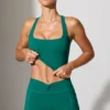 Pantaloni scurți mini cu talie răsucită și buzunare, de culoare verde-albăstrui Pantaloni scurți mini cu talie răsucită și buzunare, de culoare verde-albăstrui