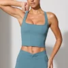 Pantaloni scurți mini cu talie răsucită și buzunare, în albastru piatră Pantaloni scurți mini cu talie răsucită și buzunare, în albastru piatră
