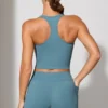 Pantaloni scurți mini cu talie răsucită și buzunare, în albastru piatră Pantaloni scurți mini cu talie răsucită și buzunare, în albastru piatră