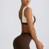 Pantaloni scurți mini cu volane în marl de nucă pecan Pantaloni scurți mini cu volane în marl de nucă pecan