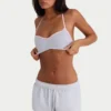 Pantaloni scurți mini din jersey periat, cu talie elastică, în culoarea gri ceață Pantaloni scurți mini din jersey periat, cu talie elastică, în culoarea gri ceață