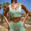 Pantaloni scurți mini FlexiRib cu talie înaltă, de culoare verde Pantaloni scurți mini FlexiRib cu talie înaltă, de culoare verde