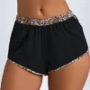 Pantaloni scurți mini Praia în negru Pantaloni scurți mini Praia în negru